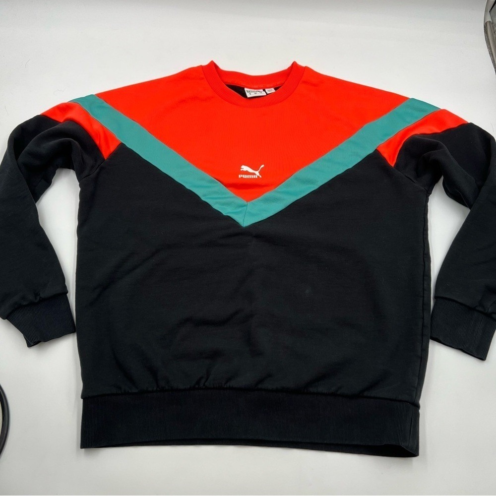 Puma Mens Colorblock Chevron Crewneck Sweatshirt Red Black Teal 595733-01 Medium
